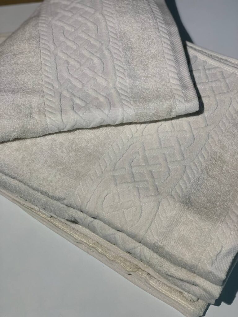 Рушник махровий Lelit  50*90 ЖАККАРД (бордюр ШАНЕЛЬ) (МОЛОЧНИЙ)
